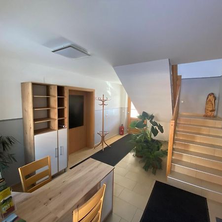 Privatzimmer Fam. Fuehrer Ottenschlag 外观 照片